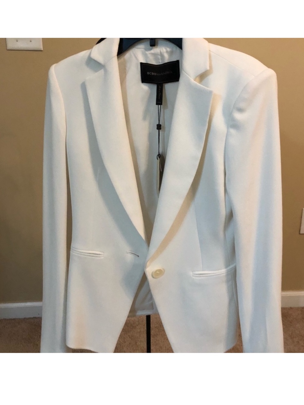 BCBGMaxAzria GARDENIA White Single-Button Tailored Blazer